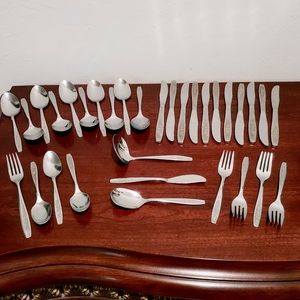 Oneida Simeon Spring Ballad flatware